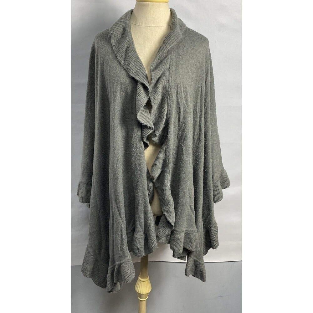 saks fifth avenue Women Poncho Gray  100% Acrylic One Size